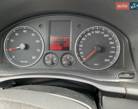 Сірий Фольксваген Гольф, об'ємом двигуна 1.6 л та пробігом 206 тис. км за 6750 $, фото 39 на Automoto.ua