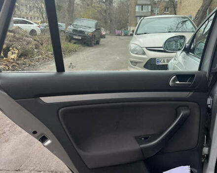 Серый Фольксваген Гольф, объемом двигателя 1.39 л и пробегом 250 тыс. км за 5912 $, фото 27 на Automoto.ua