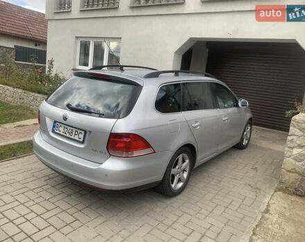 Серый Фольксваген Гольф, объемом двигателя 2 л и пробегом 250 тыс. км за 5900 $, фото 6 на Automoto.ua