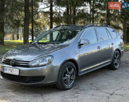 Фольксваген Гольф 2010 у Рівному на Automoto.ua Сірий Фольксваген Гольф, об'ємом двигуна 1.6 л та пробігом 299 тис. км за 6700 $, фото 2 на Automoto.ua