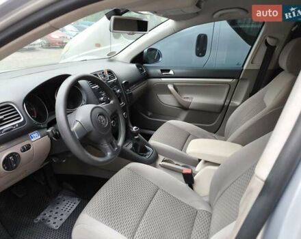 Серый Фольксваген Гольф, объемом двигателя 1.6 л и пробегом 241 тыс. км за 6850 $, фото 15 на Automoto.ua