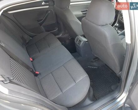 Сірий Фольксваген Гольф, об'ємом двигуна 1.6 л та пробігом 360 тис. км за 6499 $, фото 25 на Automoto.ua