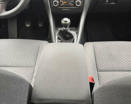 Сірий Фольксваген Гольф, об'ємом двигуна 1.39 л та пробігом 180 тис. км за 5999 $, фото 23 на Automoto.ua