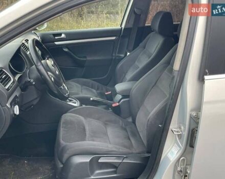 Сірий Фольксваген Гольф, об'ємом двигуна 2 л та пробігом 245 тис. км за 6300 $, фото 6 на Automoto.ua