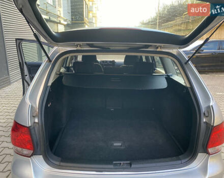 Серый Фольксваген Гольф, объемом двигателя 1.6 л и пробегом 217 тыс. км за 8800 $, фото 48 на Automoto.ua