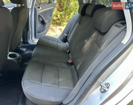 Серый Фольксваген Гольф, объемом двигателя 1.6 л и пробегом 285 тыс. км за 6850 $, фото 24 на Automoto.ua