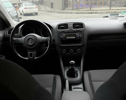 Сірий Фольксваген Гольф, об'ємом двигуна 1.39 л та пробігом 191 тис. км за 6600 $, фото 41 на Automoto.ua