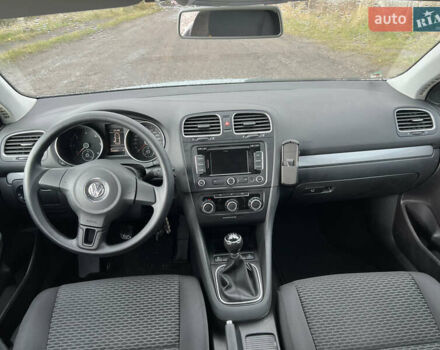 Сірий Фольксваген Гольф, об'ємом двигуна 1.6 л та пробігом 213 тис. км за 7100 $, фото 43 на Automoto.ua