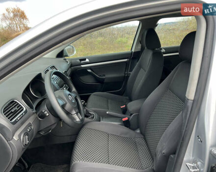 Сірий Фольксваген Гольф, об'ємом двигуна 1.6 л та пробігом 213 тис. км за 7100 $, фото 73 на Automoto.ua