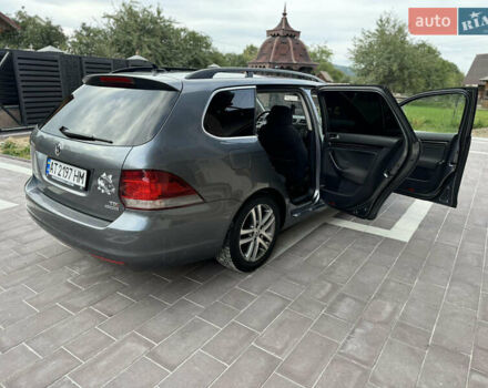 Серый Фольксваген Гольф, объемом двигателя 1.6 л и пробегом 300 тыс. км за 6300 $, фото 23 на Automoto.ua
