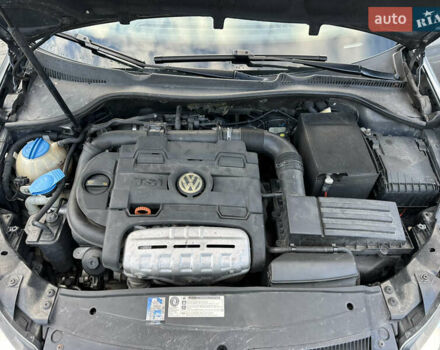 Сірий Фольксваген Гольф, об'ємом двигуна 1.39 л та пробігом 140 тис. км за 8100 $, фото 59 на Automoto.ua