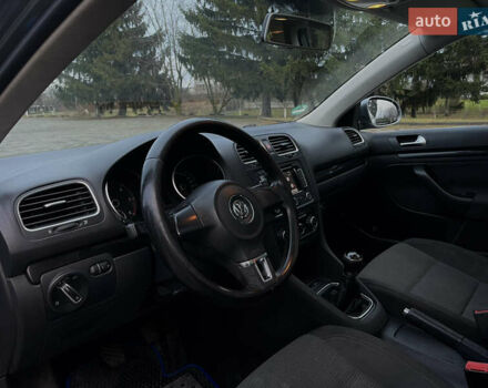 Серый Фольксваген Гольф, объемом двигателя 1.6 л и пробегом 230 тыс. км за 6999 $, фото 10 на Automoto.ua