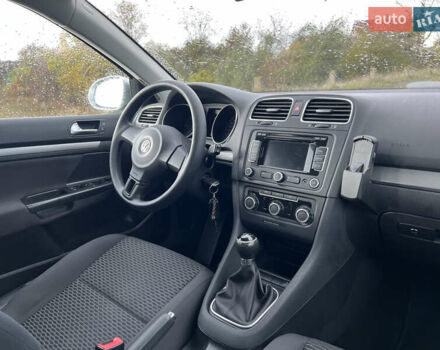 Сірий Фольксваген Гольф, об'ємом двигуна 1.6 л та пробігом 213 тис. км за 7100 $, фото 53 на Automoto.ua