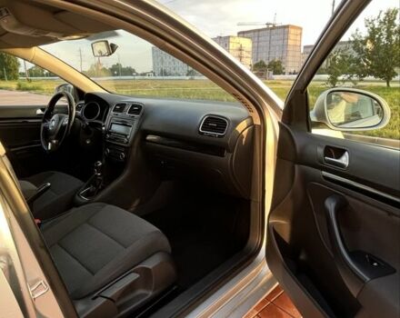 Серый Фольксваген Гольф, объемом двигателя 2 л и пробегом 370 тыс. км за 7900 $, фото 3 на Automoto.ua