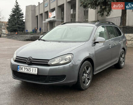 Серый Фольксваген Гольф, объемом двигателя 1.6 л и пробегом 298 тыс. км за 6550 $, фото 1 на Automoto.ua