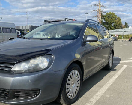 Серый Фольксваген Гольф, объемом двигателя 1.6 л и пробегом 320 тыс. км за 7500 $, фото 1 на Automoto.ua