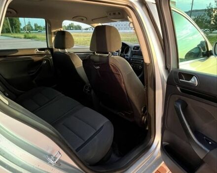 Серый Фольксваген Гольф, объемом двигателя 2 л и пробегом 370 тыс. км за 7900 $, фото 4 на Automoto.ua