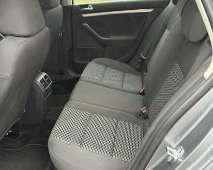 Сірий Фольксваген Гольф, об'ємом двигуна 1.39 л та пробігом 249 тис. км за 7899 $, фото 32 на Automoto.ua