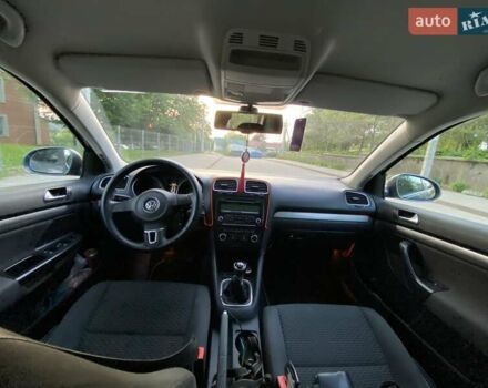 Фольксваген Гольф 2010 в Хмельницком на Automoto.ua Серый Фольксваген Гольф, объемом двигателя 1.6 л и пробегом 263 тыс. км за 7200 $, фото 20 на Automoto.ua