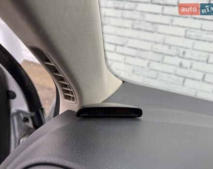 Серый Фольксваген Гольф, объемом двигателя 1.6 л и пробегом 202 тыс. км за 7500 $, фото 21 на Automoto.ua