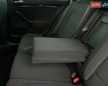 Сірий Фольксваген Гольф, об'ємом двигуна 1.39 л та пробігом 214 тис. км за 7500 $, фото 37 на Automoto.ua