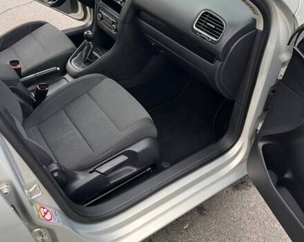 Фольксваген Гольф 2010 в Славуте на Automoto.ua Серый Фольксваген Гольф, объемом двигателя 1.39 л и пробегом 230 тыс. км за 7200 $, фото 21 на Automoto.ua