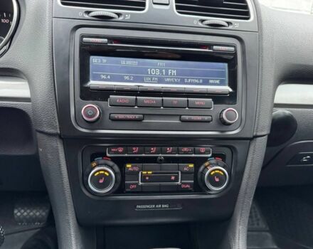 Серый Фольксваген Гольф, объемом двигателя 1.6 л и пробегом 202 тыс. км за 7500 $, фото 17 на Automoto.ua