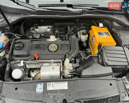 Сірий Фольксваген Гольф, об'ємом двигуна 1.39 л та пробігом 249 тис. км за 7899 $, фото 25 на Automoto.ua