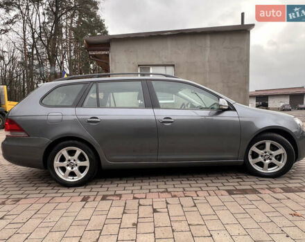 Сірий Фольксваген Гольф, об'ємом двигуна 1.39 л та пробігом 180 тис. км за 5999 $, фото 8 на Automoto.ua