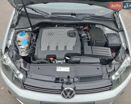 Серый Фольксваген Гольф, объемом двигателя 1.6 л и пробегом 235 тыс. км за 7500 $, фото 12 на Automoto.ua