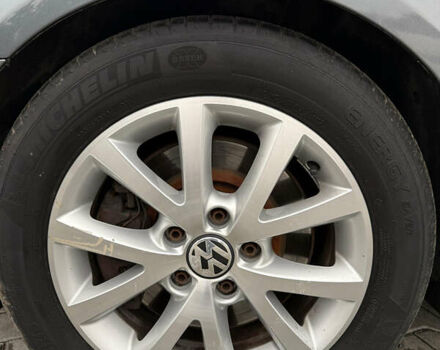 Серый Фольксваген Гольф, объемом двигателя 2 л и пробегом 277 тыс. км за 8350 $, фото 46 на Automoto.ua