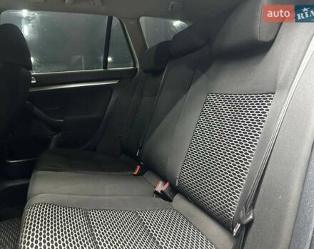 Сірий Фольксваген Гольф, об'ємом двигуна 1.6 л та пробігом 316 тис. км за 6900 $, фото 11 на Automoto.ua