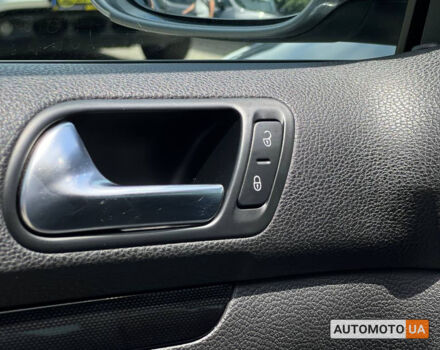 Сірий Фольксваген Гольф, об'ємом двигуна 1.6 л та пробігом 255 тис. км за 7999 $, фото 10 на Automoto.ua