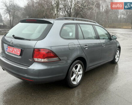 Сірий Фольксваген Гольф, об'ємом двигуна 1.39 л та пробігом 249 тис. км за 7899 $, фото 20 на Automoto.ua
