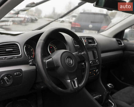 Серый Фольксваген Гольф, объемом двигателя 1.39 л и пробегом 205 тыс. км за 6300 $, фото 12 на Automoto.ua