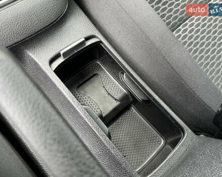 Сірий Фольксваген Гольф, об'ємом двигуна 1.6 л та пробігом 213 тис. км за 7100 $, фото 70 на Automoto.ua