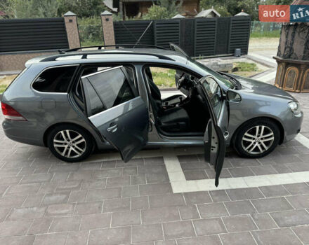 Серый Фольксваген Гольф, объемом двигателя 1.6 л и пробегом 300 тыс. км за 6300 $, фото 31 на Automoto.ua