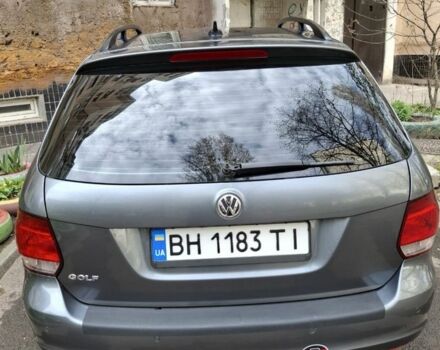 Серый Фольксваген Гольф, объемом двигателя 1.6 л и пробегом 325 тыс. км за 7600 $, фото 2 на Automoto.ua