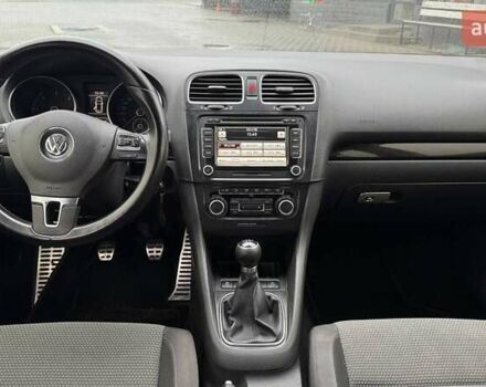 Серый Фольксваген Гольф, объемом двигателя 1.6 л и пробегом 341 тыс. км за 6900 $, фото 5 на Automoto.ua