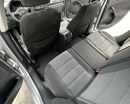 Серый Фольксваген Гольф, объемом двигателя 1.6 л и пробегом 188 тыс. км за 7999 $, фото 3 на Automoto.ua