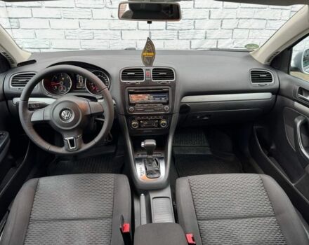 Серый Фольксваген Гольф, объемом двигателя 1.6 л и пробегом 202 тыс. км за 7500 $, фото 7 на Automoto.ua