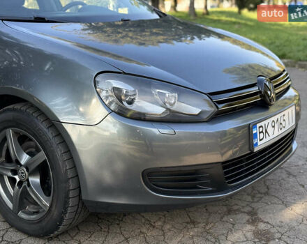 Фольксваген Гольф 2010 у Рівному на Automoto.ua Сірий Фольксваген Гольф, об'ємом двигуна 1.6 л та пробігом 299 тис. км за 6700 $, фото 13 на Automoto.ua
