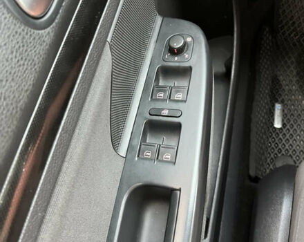 Сірий Фольксваген Гольф, об'ємом двигуна 1.6 л та пробігом 315 тис. км за 8000 $, фото 11 на Automoto.ua