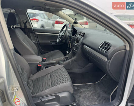 Серый Фольксваген Гольф, объемом двигателя 1.6 л и пробегом 282 тыс. км за 6900 $, фото 16 на Automoto.ua