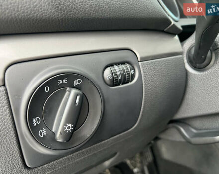 Сірий Фольксваген Гольф, об'ємом двигуна 1.6 л та пробігом 213 тис. км за 7100 $, фото 62 на Automoto.ua