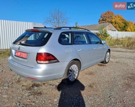 Серый Фольксваген Гольф, объемом двигателя 1.6 л и пробегом 250 тыс. км за 6900 $, фото 5 на Automoto.ua