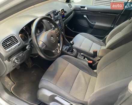 Серый Фольксваген Гольф, объемом двигателя 1.6 л и пробегом 217 тыс. км за 8800 $, фото 54 на Automoto.ua