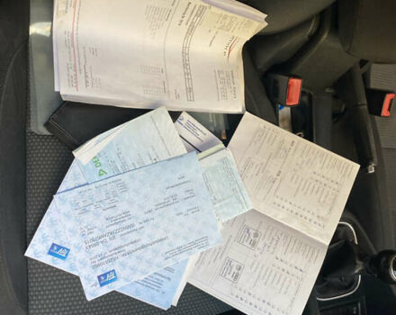 Серый Фольксваген Гольф, объемом двигателя 1.6 л и пробегом 217 тыс. км за 8800 $, фото 58 на Automoto.ua