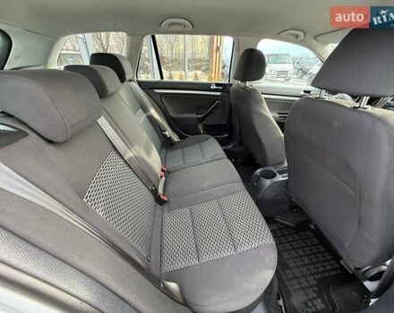 Сірий Фольксваген Гольф, об'ємом двигуна 1.6 л та пробігом 240 тис. км за 7799 $, фото 22 на Automoto.ua