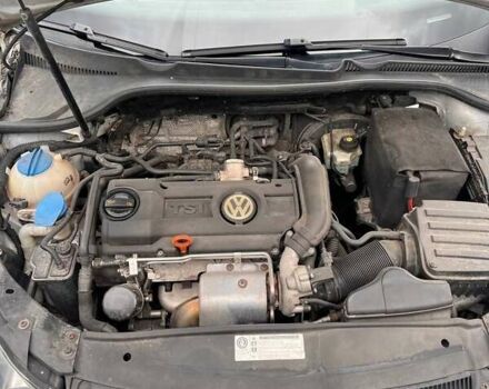 Фольксваген Гольф 2010 в Славуте на Automoto.ua Серый Фольксваген Гольф, объемом двигателя 1.39 л и пробегом 230 тыс. км за 7200 $, фото 30 на Automoto.ua